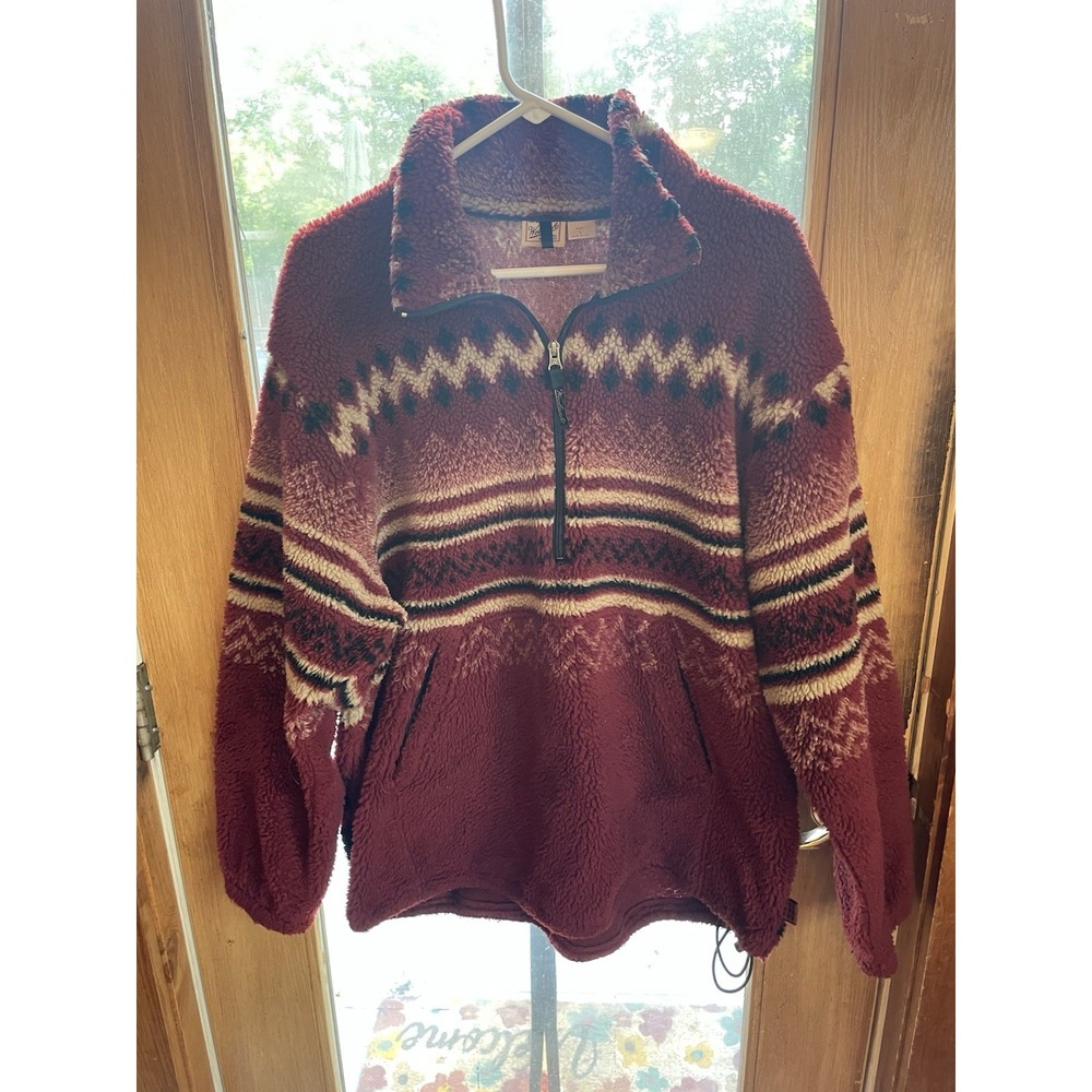 VTG Woolrich Men's Red Fleece All Over Graphic Size Large Made in‎ USA 1/2 Zip